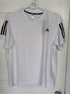 NWT adidas running Women's Performance Tee